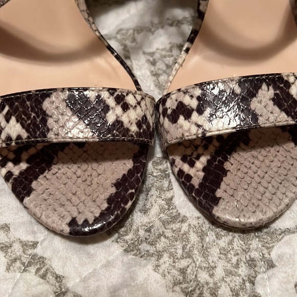 Nine West snake print heels - Picture 5 of 5